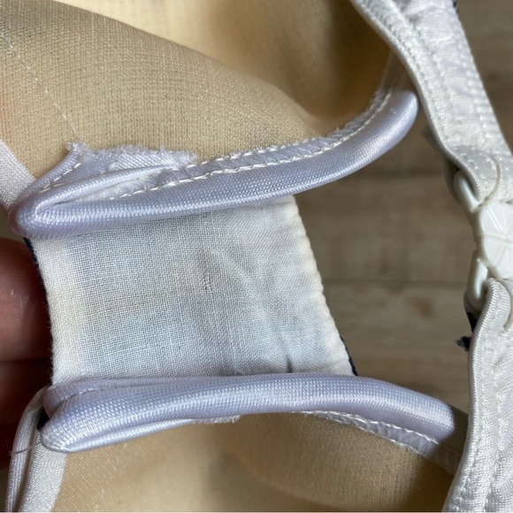 Vintage Christina bikini top polka dot pin up style - Picture 5 of 11